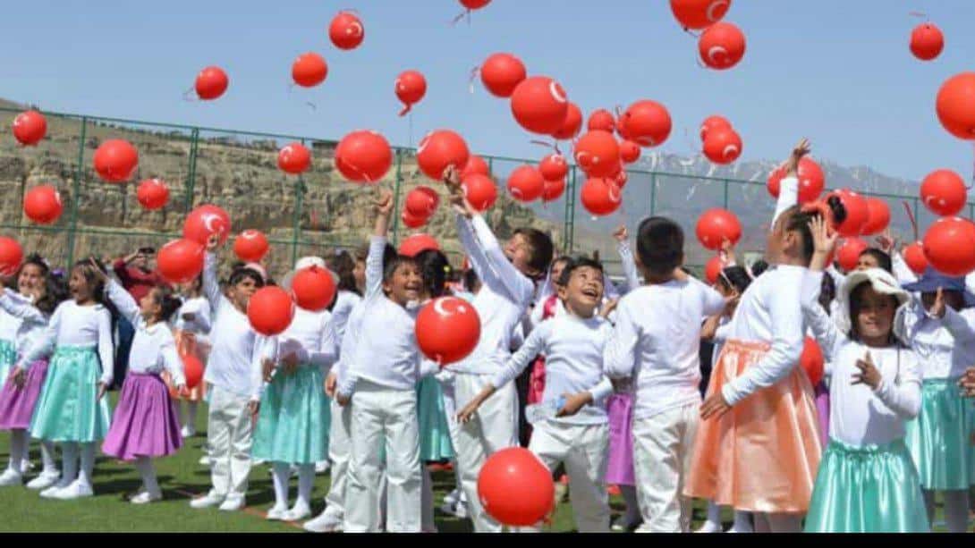 23 Nisan Ulusal Egemenlik ve Çocuk Bayramı kutlamaları 